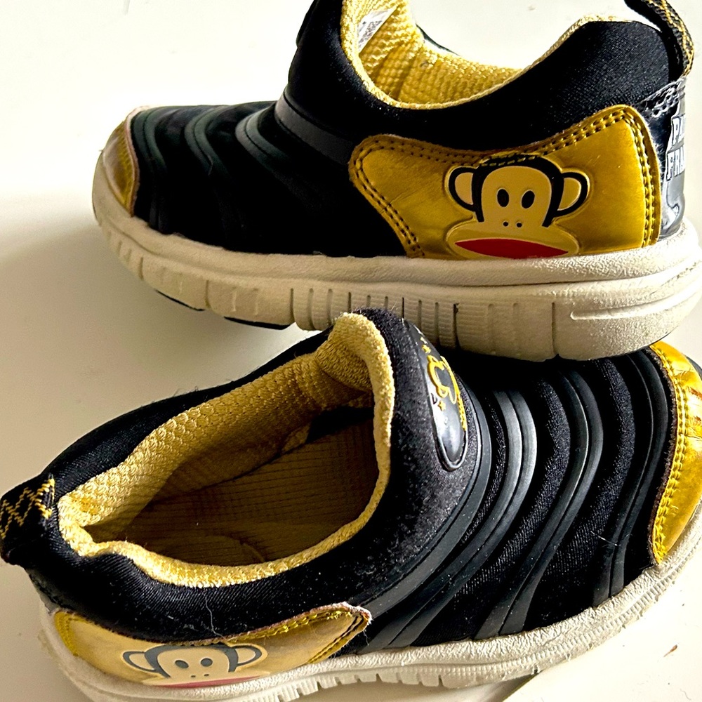 PAUL FRANK toddler size
8.5 slip on shoes in great shape
